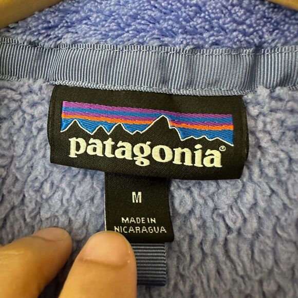 PATAGONIA W's Re-Tool Snap-T Fleece Pullover Sweater #25442 in Purple - Picture 5 of 9